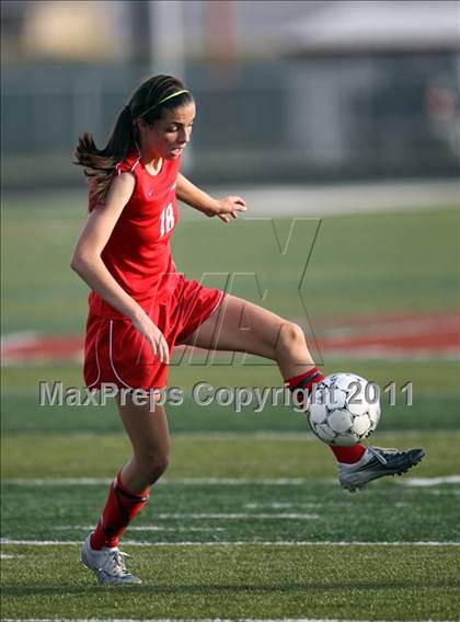 Thumbnail 3 in Hutto vs Hays (4A Region 4 Bi-District Playoffs) photogallery.