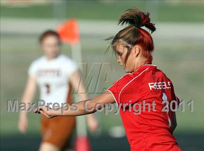 Thumbnail 3 in Hutto vs Hays (4A Region 4 Bi-District Playoffs) photogallery.