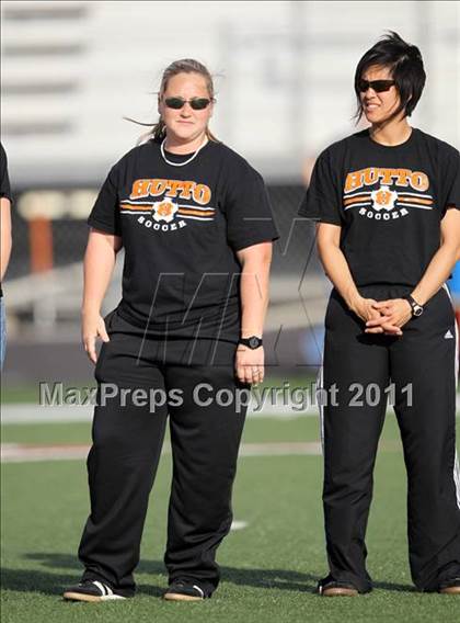 Thumbnail 1 in Hutto vs Hays (4A Region 4 Bi-District Playoffs) photogallery.