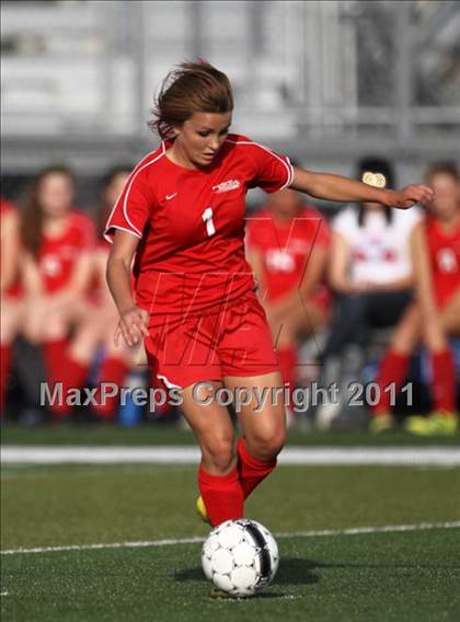 Thumbnail 1 in Hutto vs Hays (4A Region 4 Bi-District Playoffs) photogallery.