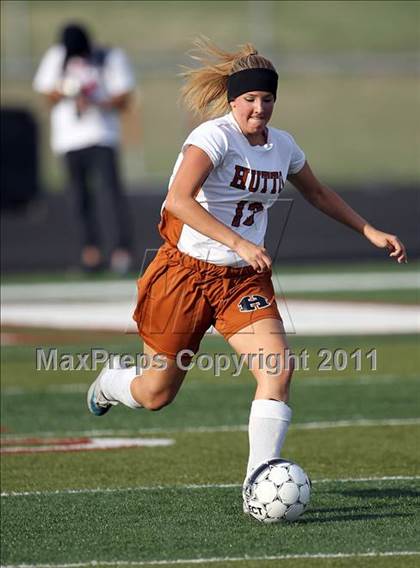 Thumbnail 1 in Hutto vs Hays (4A Region 4 Bi-District Playoffs) photogallery.