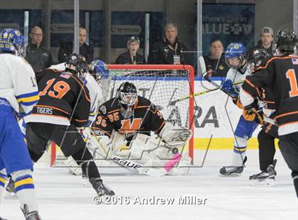 Thumbnail 2 in Mamaroneck vs. West Genesee (NYSPHSAA Division 1 Final) photogallery.