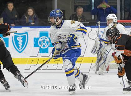 Thumbnail 3 in Mamaroneck vs. West Genesee (NYSPHSAA Division 1 Final) photogallery.