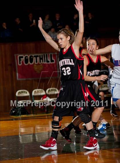 Thumbnail 1 in Folsom vs. Foothill (Coach G Memorial) photogallery.