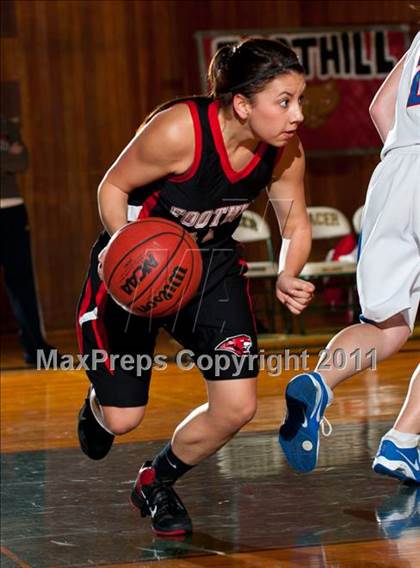 Thumbnail 2 in Folsom vs. Foothill (Coach G Memorial) photogallery.