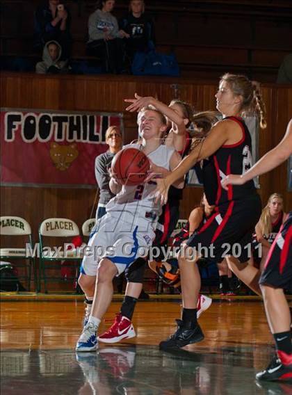 Thumbnail 3 in Folsom vs. Foothill (Coach G Memorial) photogallery.
