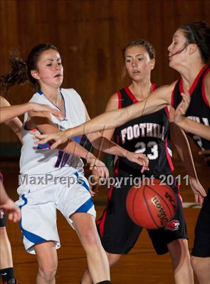 Thumbnail 3 in Folsom vs. Foothill (Coach G Memorial) photogallery.
