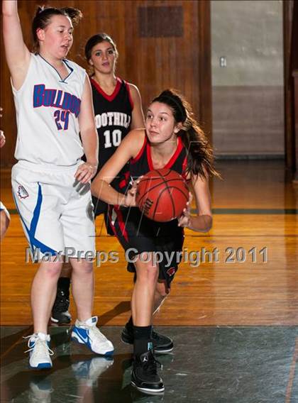 Thumbnail 1 in Folsom vs. Foothill (Coach G Memorial) photogallery.