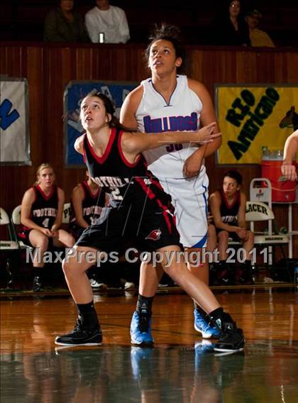 Thumbnail 3 in Folsom vs. Foothill (Coach G Memorial) photogallery.