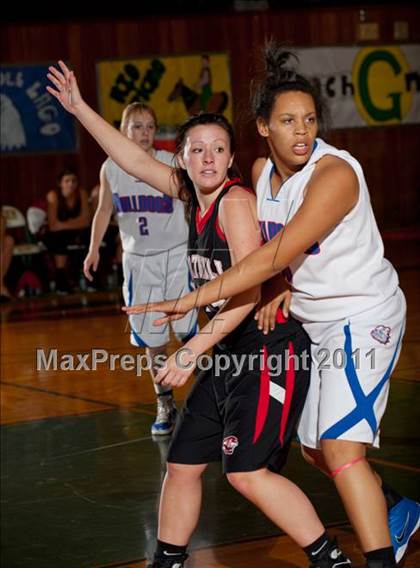 Thumbnail 3 in Folsom vs. Foothill (Coach G Memorial) photogallery.
