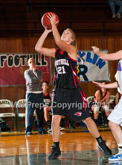 Thumbnail 2 in Folsom vs. Foothill (Coach G Memorial) photogallery.