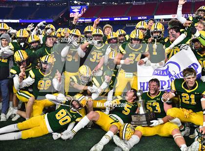 Thumbnail 1 in Marshfield vs King Philip Regional (MIAA D2 Final) photogallery.