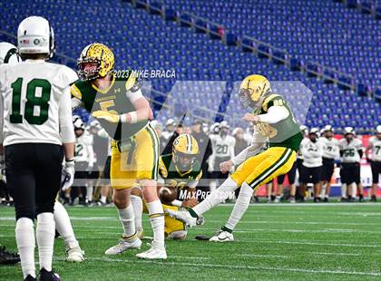 Thumbnail 2 in Marshfield vs King Philip Regional (MIAA D2 Final) photogallery.