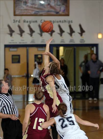 Thumbnail 1 in McLean County vs. Ohio County (10th District Tournament) photogallery.