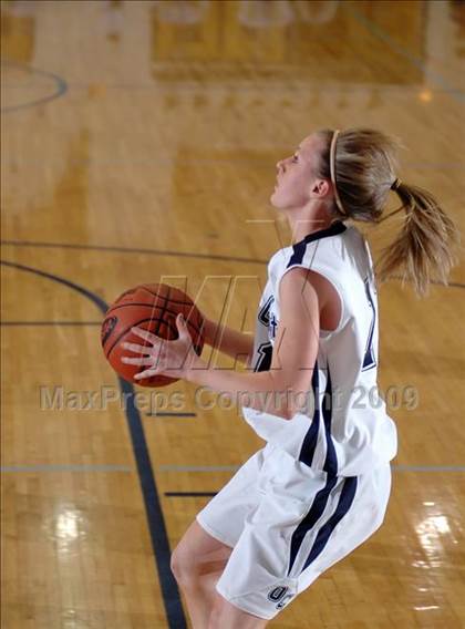 Thumbnail 1 in McLean County vs. Ohio County (10th District Tournament) photogallery.