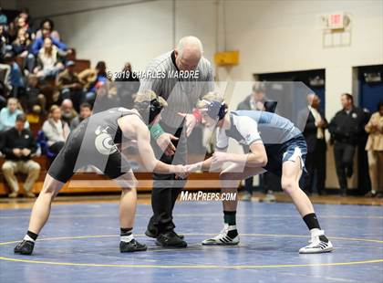 Thumbnail 1 in Gray's Creek vs Cape Fear (State Duals Round 3) photogallery.