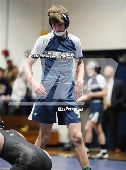 Thumbnail 2 in Gray's Creek vs Cape Fear (State Duals Round 3) photogallery.