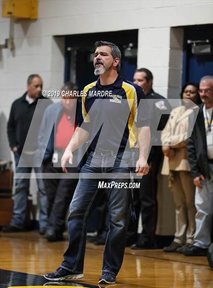 Thumbnail 1 in Gray's Creek vs Cape Fear (State Duals Round 3) photogallery.