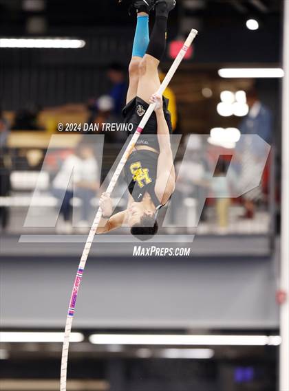 Thumbnail 2 in VHSL State Championship - Class 6 (Pole Vault) photogallery.