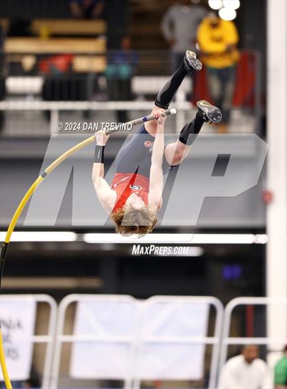 Thumbnail 2 in VHSL State Championship - Class 6 (Pole Vault) photogallery.