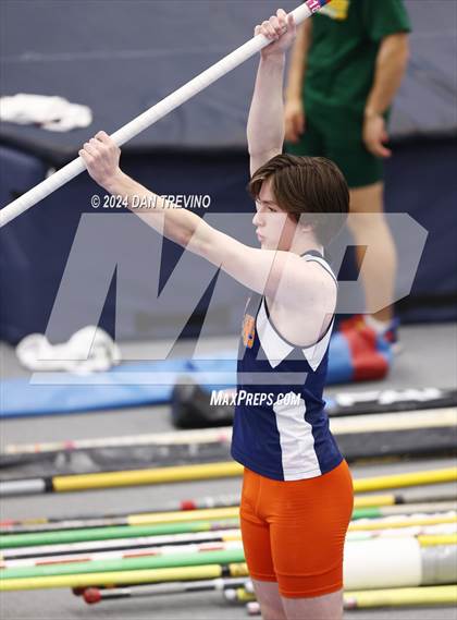 Thumbnail 2 in VHSL State Championship - Class 6 (Pole Vault) photogallery.