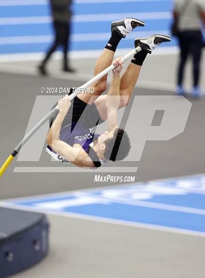 Thumbnail 3 in VHSL State Championship - Class 6 (Pole Vault) photogallery.