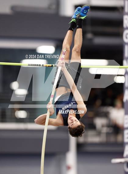 Thumbnail 1 in VHSL State Championship - Class 6 (Pole Vault) photogallery.