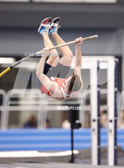 Thumbnail 2 in VHSL State Championship - Class 6 (Pole Vault) photogallery.