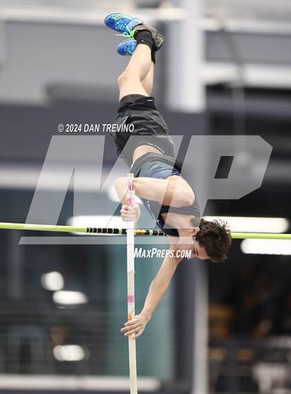 Thumbnail 2 in VHSL State Championship - Class 6 (Pole Vault) photogallery.