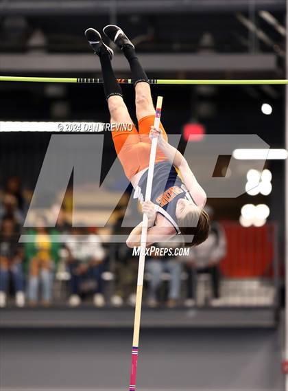 Thumbnail 2 in VHSL State Championship - Class 6 (Pole Vault) photogallery.