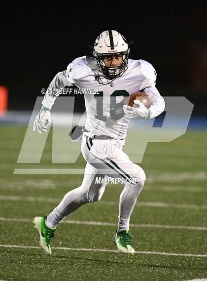 Thumbnail 1 in Garfield vs. Canton Central Catholic (OHSAA Division V Region 17 Final) photogallery.