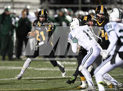 Thumbnail 1 in Garfield vs. Canton Central Catholic (OHSAA Division V Region 17 Final) photogallery.