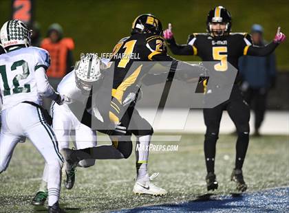 Thumbnail 1 in Garfield vs. Canton Central Catholic (OHSAA Division V Region 17 Final) photogallery.