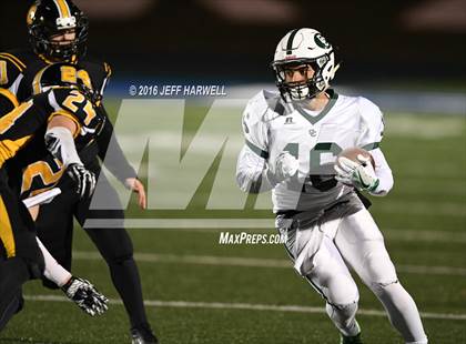 Thumbnail 2 in Garfield vs. Canton Central Catholic (OHSAA Division V Region 17 Final) photogallery.