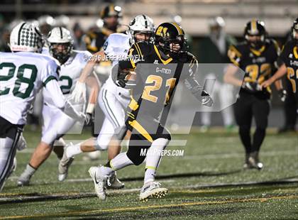 Thumbnail 2 in Garfield vs. Canton Central Catholic (OHSAA Division V Region 17 Final) photogallery.