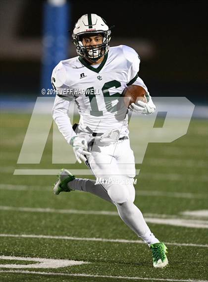 Thumbnail 1 in Garfield vs. Canton Central Catholic (OHSAA Division V Region 17 Final) photogallery.