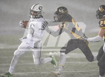 Thumbnail 3 in Garfield vs. Canton Central Catholic (OHSAA Division V Region 17 Final) photogallery.