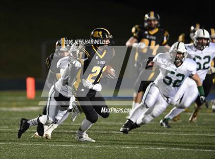 Thumbnail 1 in Garfield vs. Canton Central Catholic (OHSAA Division V Region 17 Final) photogallery.