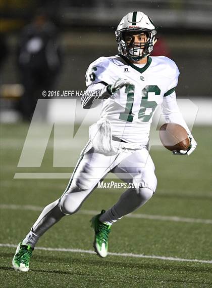 Thumbnail 3 in Garfield vs. Canton Central Catholic (OHSAA Division V Region 17 Final) photogallery.