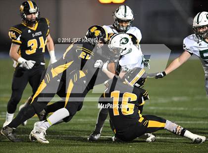 Thumbnail 1 in Garfield vs. Canton Central Catholic (OHSAA Division V Region 17 Final) photogallery.