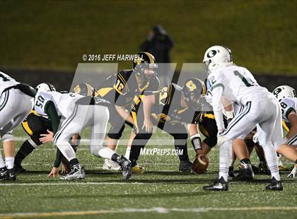 Thumbnail 1 in Garfield vs. Canton Central Catholic (OHSAA Division V Region 17 Final) photogallery.