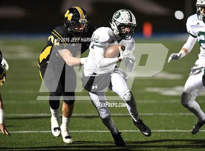 Thumbnail 3 in Garfield vs. Canton Central Catholic (OHSAA Division V Region 17 Final) photogallery.