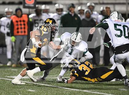 Thumbnail 3 in Garfield vs. Canton Central Catholic (OHSAA Division V Region 17 Final) photogallery.