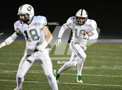 Thumbnail 1 in Garfield vs. Canton Central Catholic (OHSAA Division V Region 17 Final) photogallery.