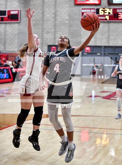 Thumbnail 3 in Esperanza @ Mater Dei (Nike Extravaganza) photogallery.