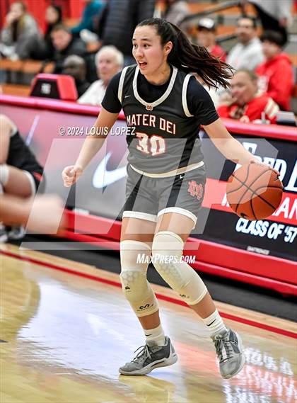 Thumbnail 3 in Esperanza @ Mater Dei (Nike Extravaganza) photogallery.