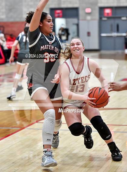 Thumbnail 3 in Esperanza @ Mater Dei (Nike Extravaganza) photogallery.