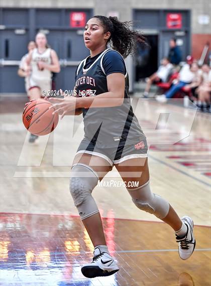 Thumbnail 1 in Esperanza @ Mater Dei (Nike Extravaganza) photogallery.
