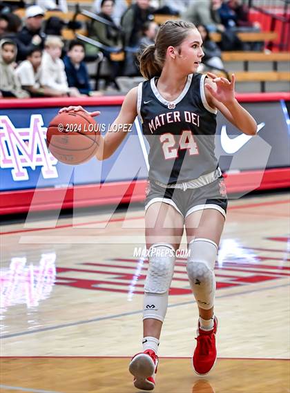 Thumbnail 3 in Esperanza @ Mater Dei (Nike Extravaganza) photogallery.