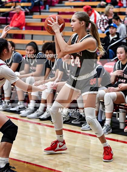 Thumbnail 1 in Esperanza @ Mater Dei (Nike Extravaganza) photogallery.